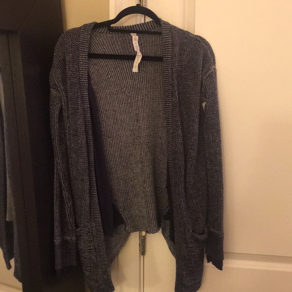 Lululemon sweater